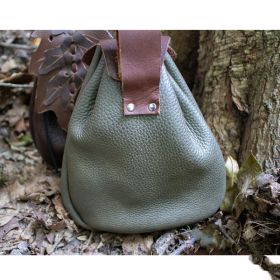 Faux Leather Medieval Leaf Pattern Belt Bag (Color: Green)