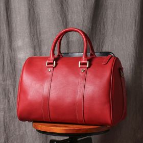 Original Retro Men's And Women's Travel Bag Handmade Leather Handbag (Color: Red)